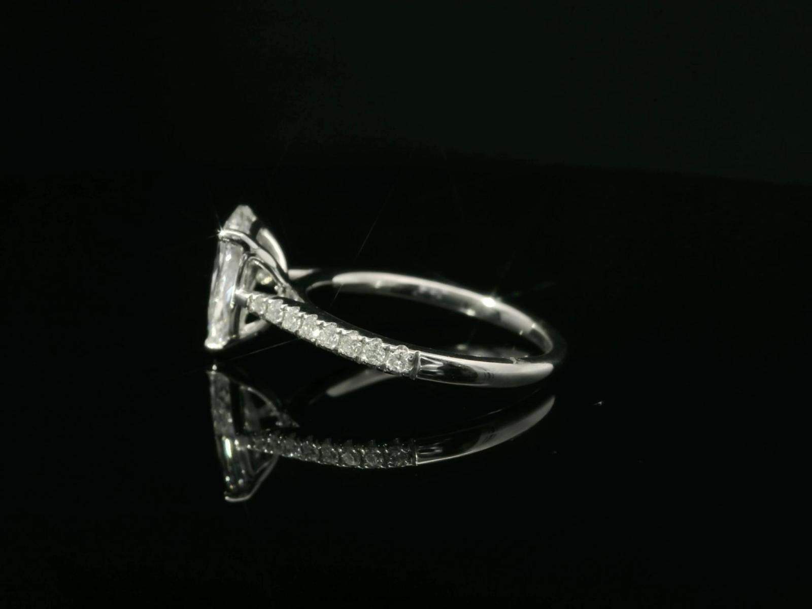 GIA-CERTIFICATED Natural Diamond Ring