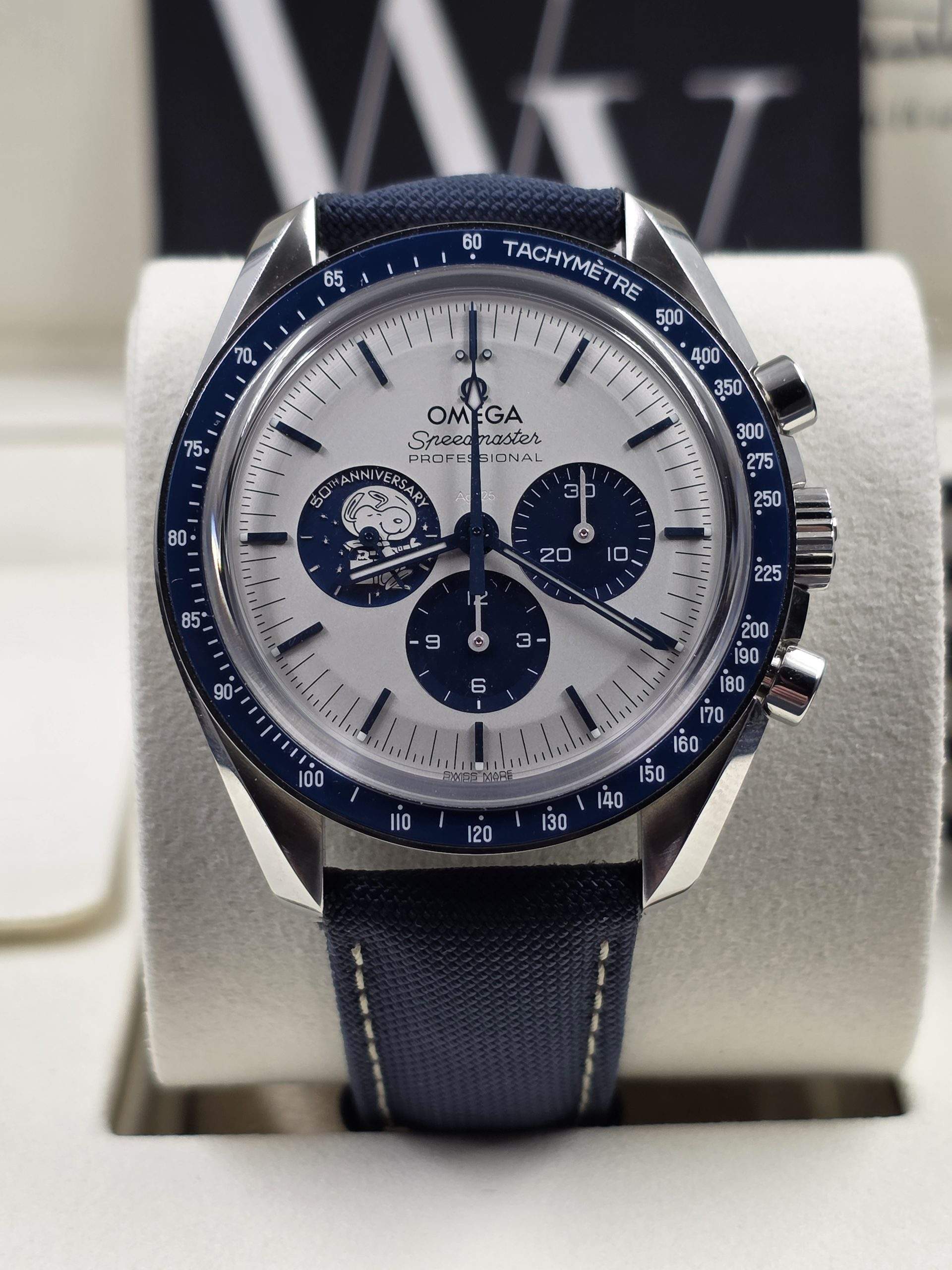 Omega Speedmaster 2023