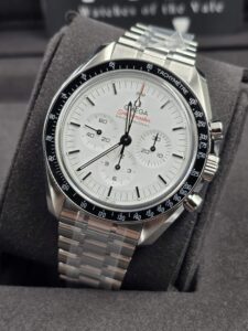 Omega Speedmaster 2025