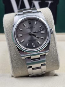 Rolex Oyster Perpetual 36 full set 2019
