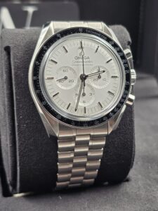 Omega Speedmaster 2021