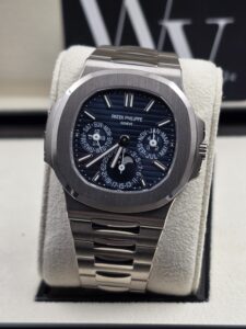 Patek Philippe Nautilus 5740G