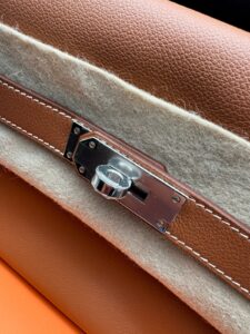Hermès Kelly Messenger PM