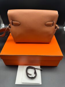 Hermès Kelly Messenger PM