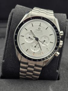 Omega Speedmaster 2021