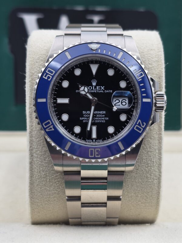 Rolex Submariner 2023 pre-owned Rolex watch